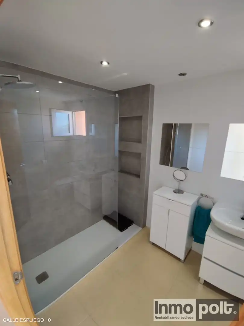 Badezimmer von Wohnung zur Miete in Torre-Pacheco mit Klimaanlage, Terrasse und Möbliert