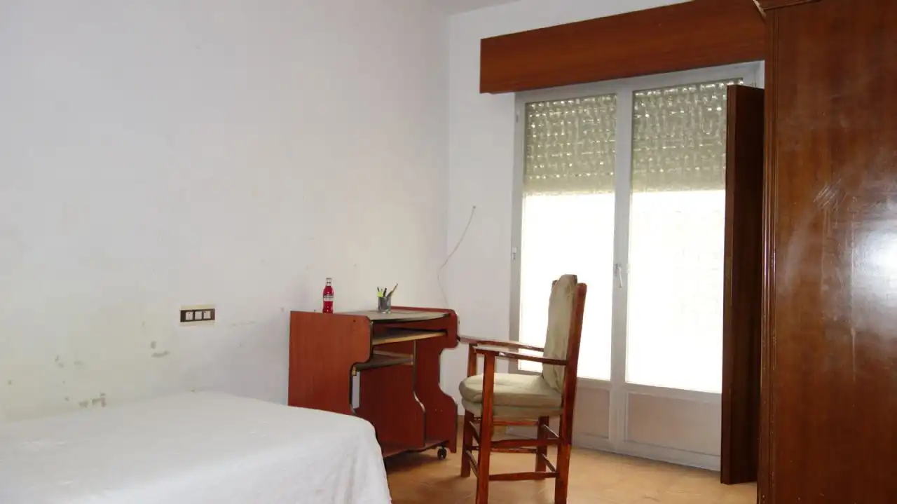 Dormitori de Casa adosada en venda en Motril amb Terrassa i Traster