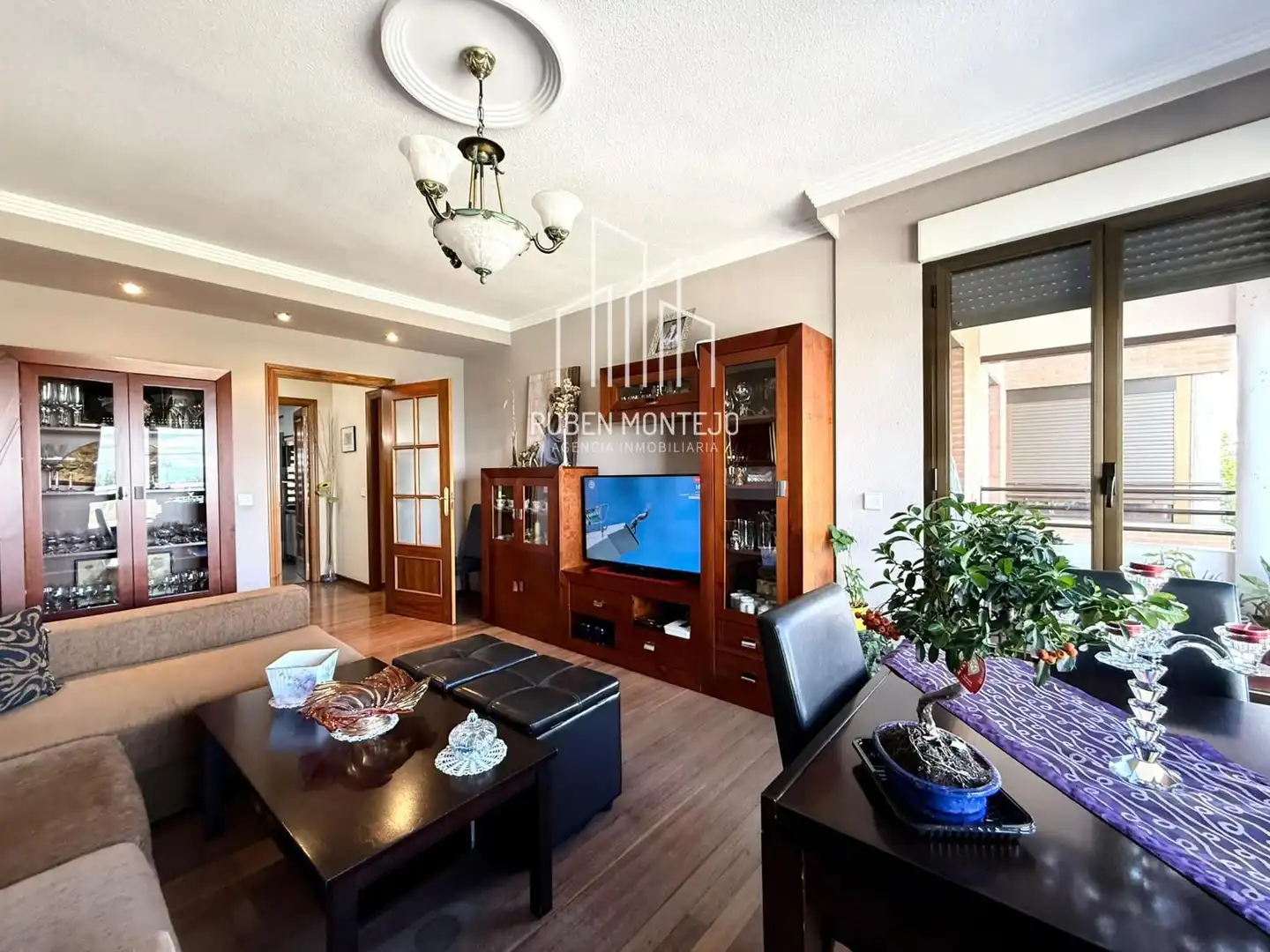 Living room of Flat for sale in Salamanca  with Heating, Terrace and Storage room