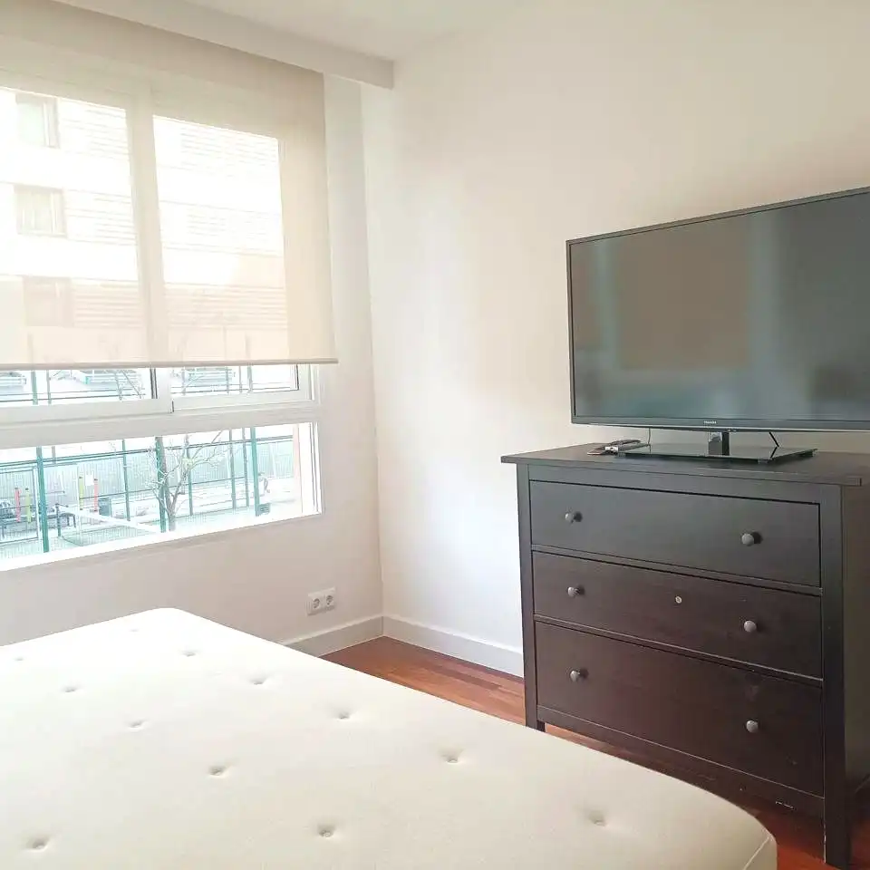 Schlafzimmer von Wohnungen zur Miete in Madrid mit Klimaanlage, Möbliert und Internet