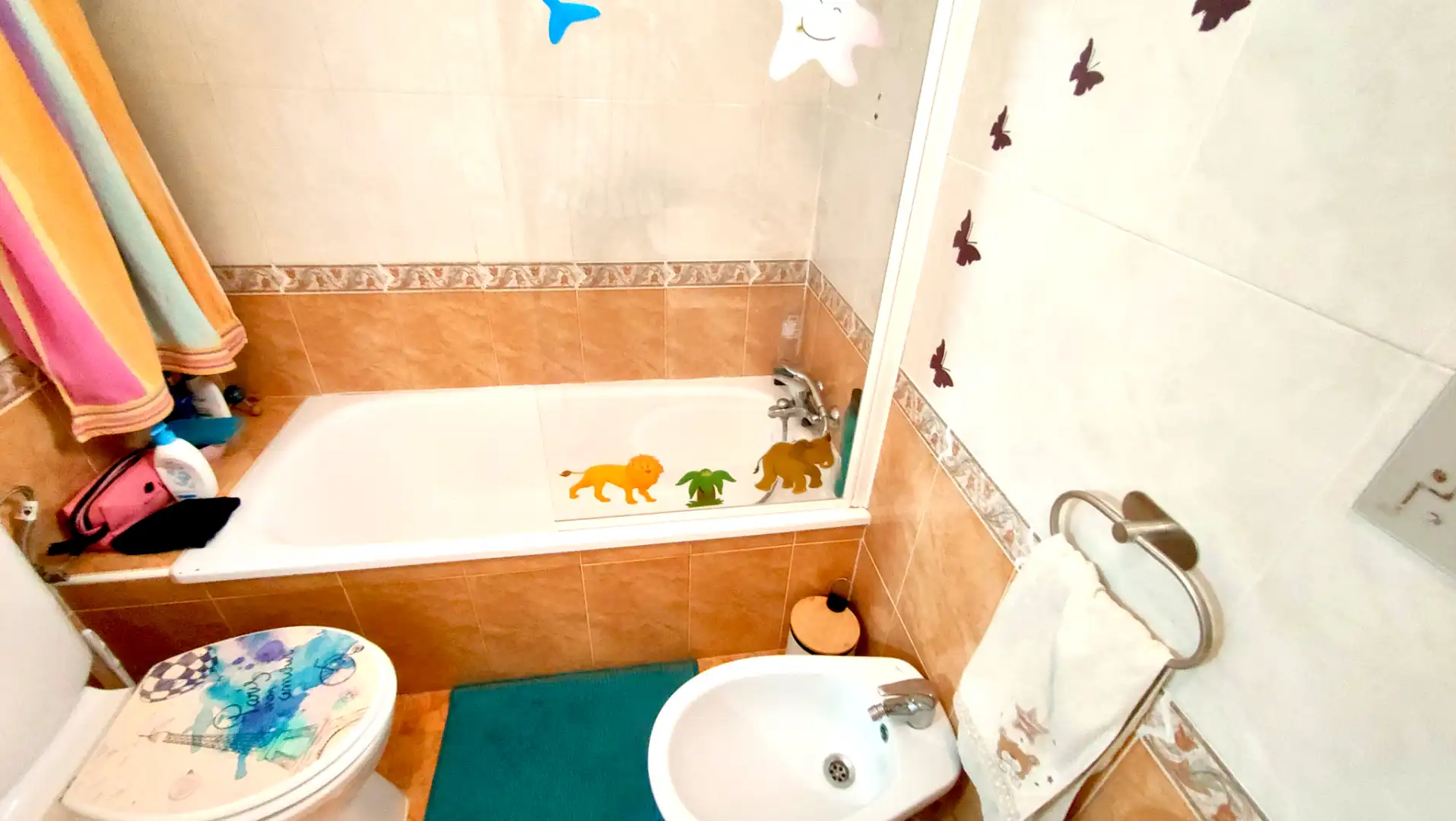 Baño de Casa adosada en venta en Santa Pola con Aire acondicionado, Calefacción y Jardín privado