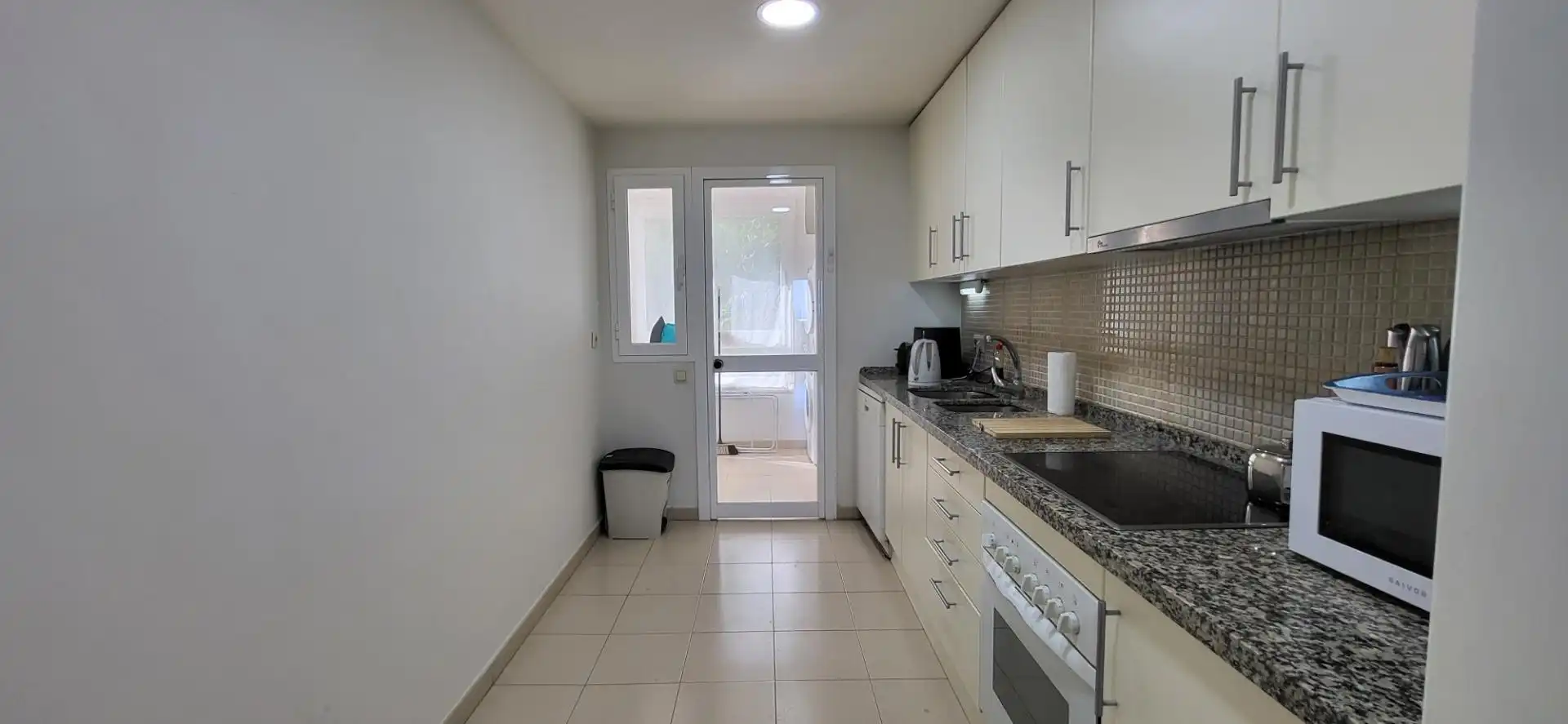 Kitchen of Apartments for rent in Benahavís  with Air Conditioner, Heating and Private garden