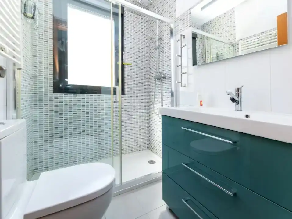 Bathroom of Flat for sale in Armilla  with Air Conditioner and Balcony