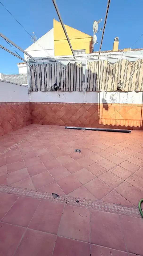 Terrace of Detached homes for sale in Cantillana  with Air Conditioner, Terrace and Oven