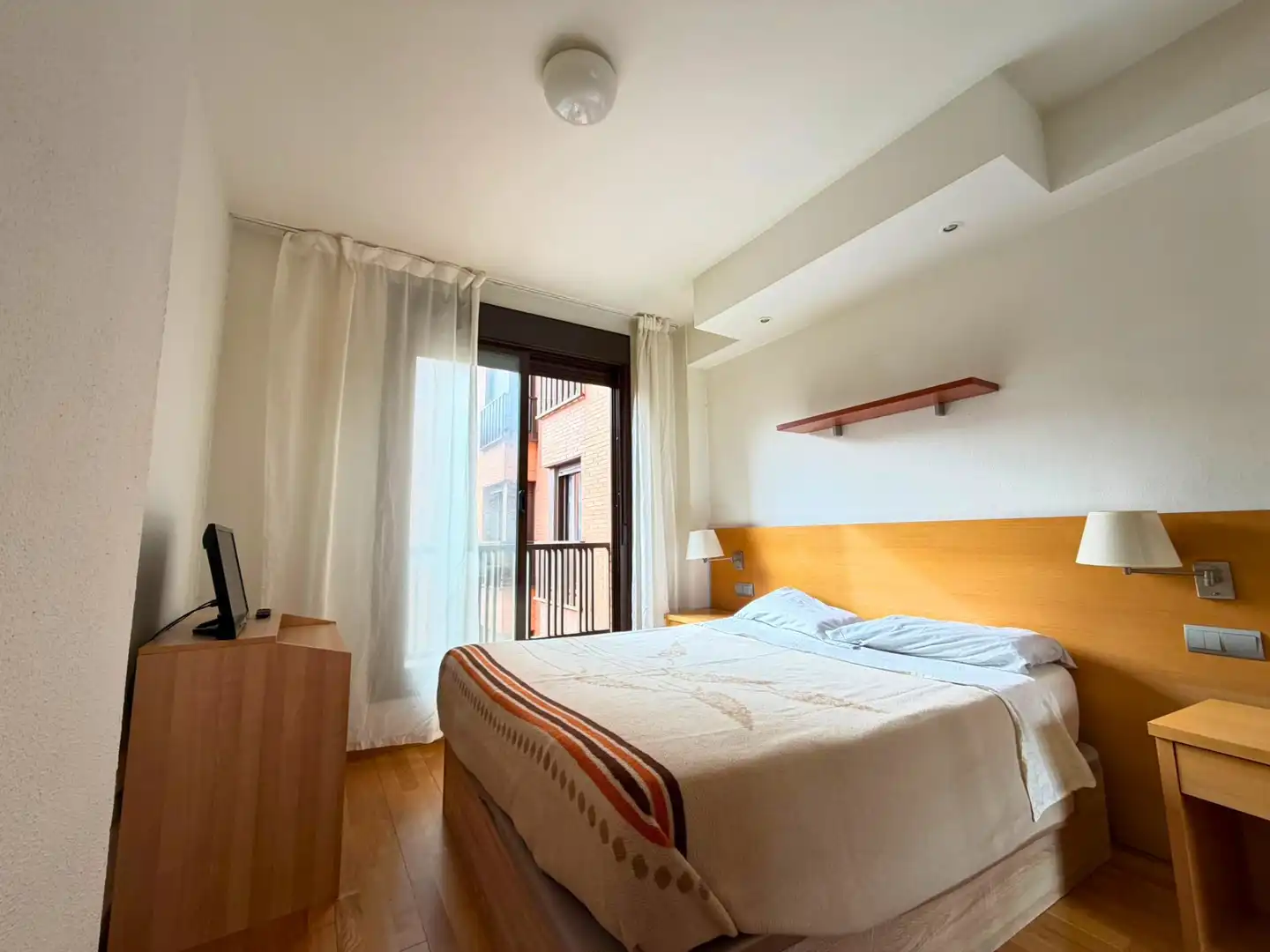 Dormitori de Apartament en venda en Madrid amb Aire condicionat, Calefacció i Parquet