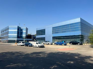Nau industrial en venda a Avenida de Madrid 86