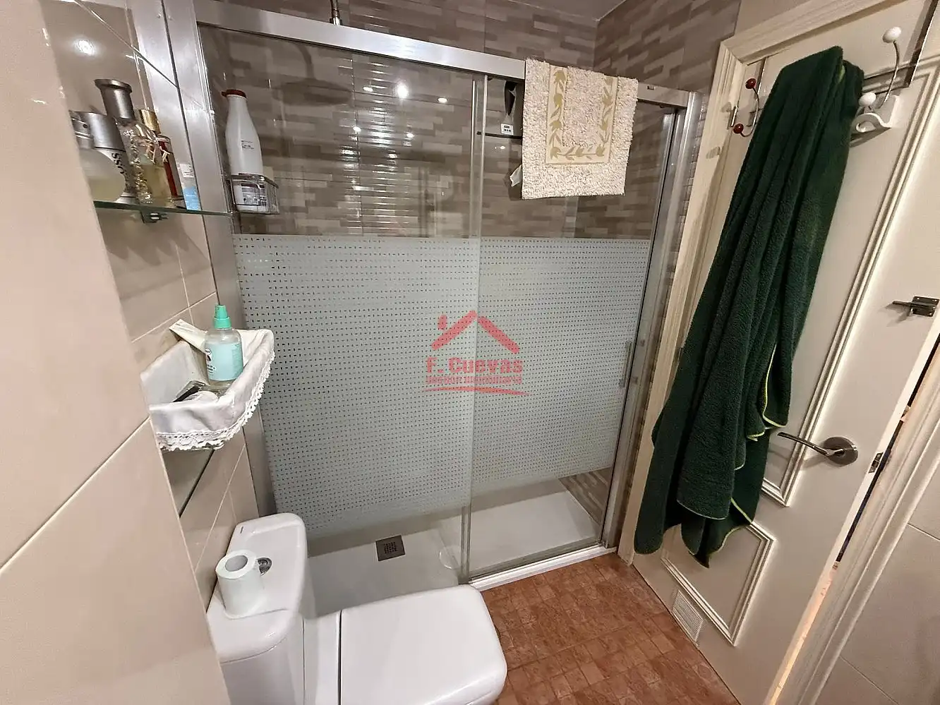 Badezimmer von Maisonette zum Verkauf in Vélez-Málaga mit Klimaanlage, Heizung und Terrasse