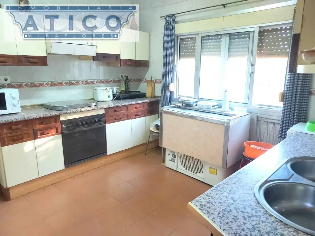 Kitchen of Houses for sale in La Rinconada