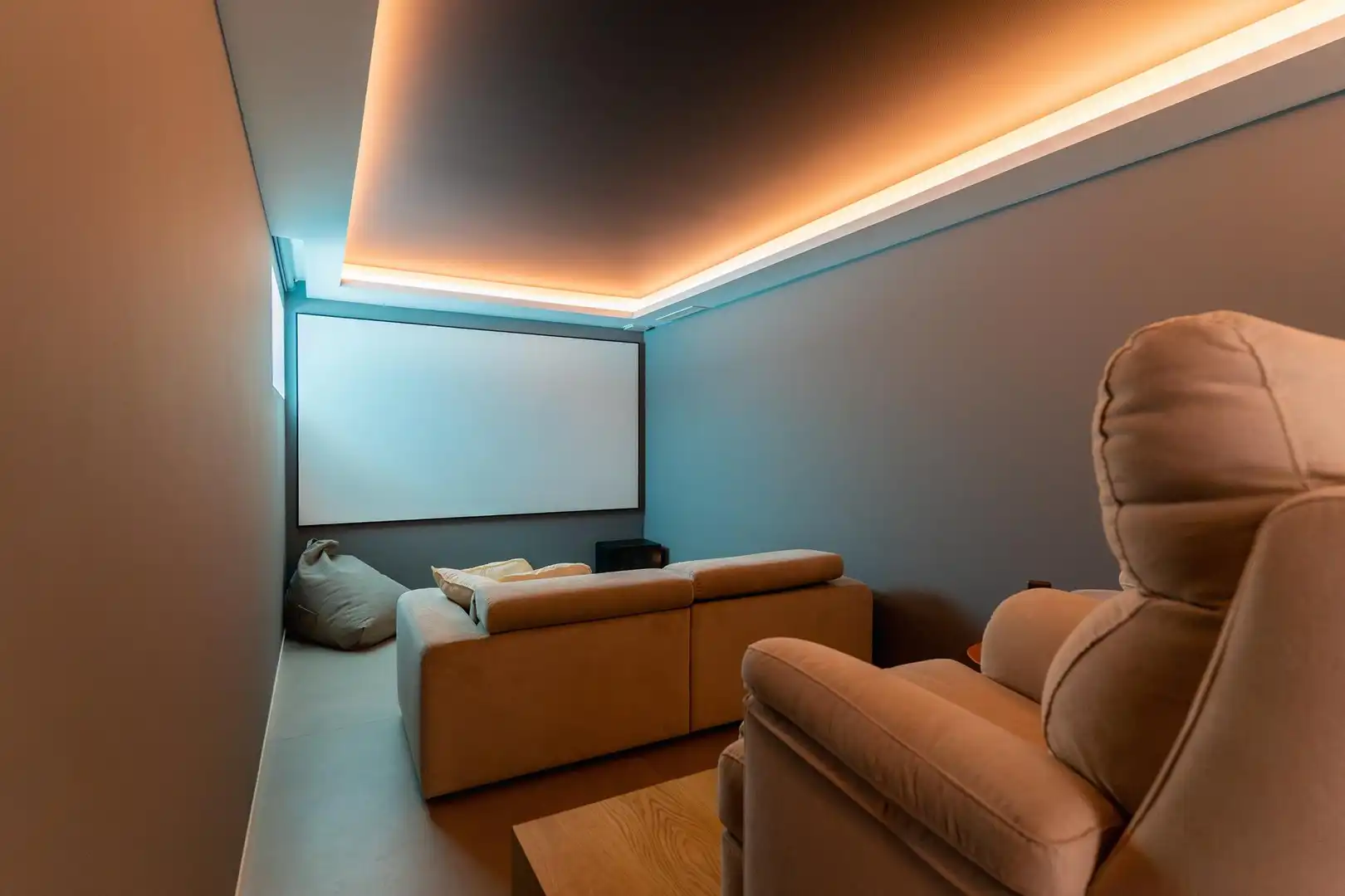 Chalet con piscina en venta en Cumbre del Sol, imagen 19
