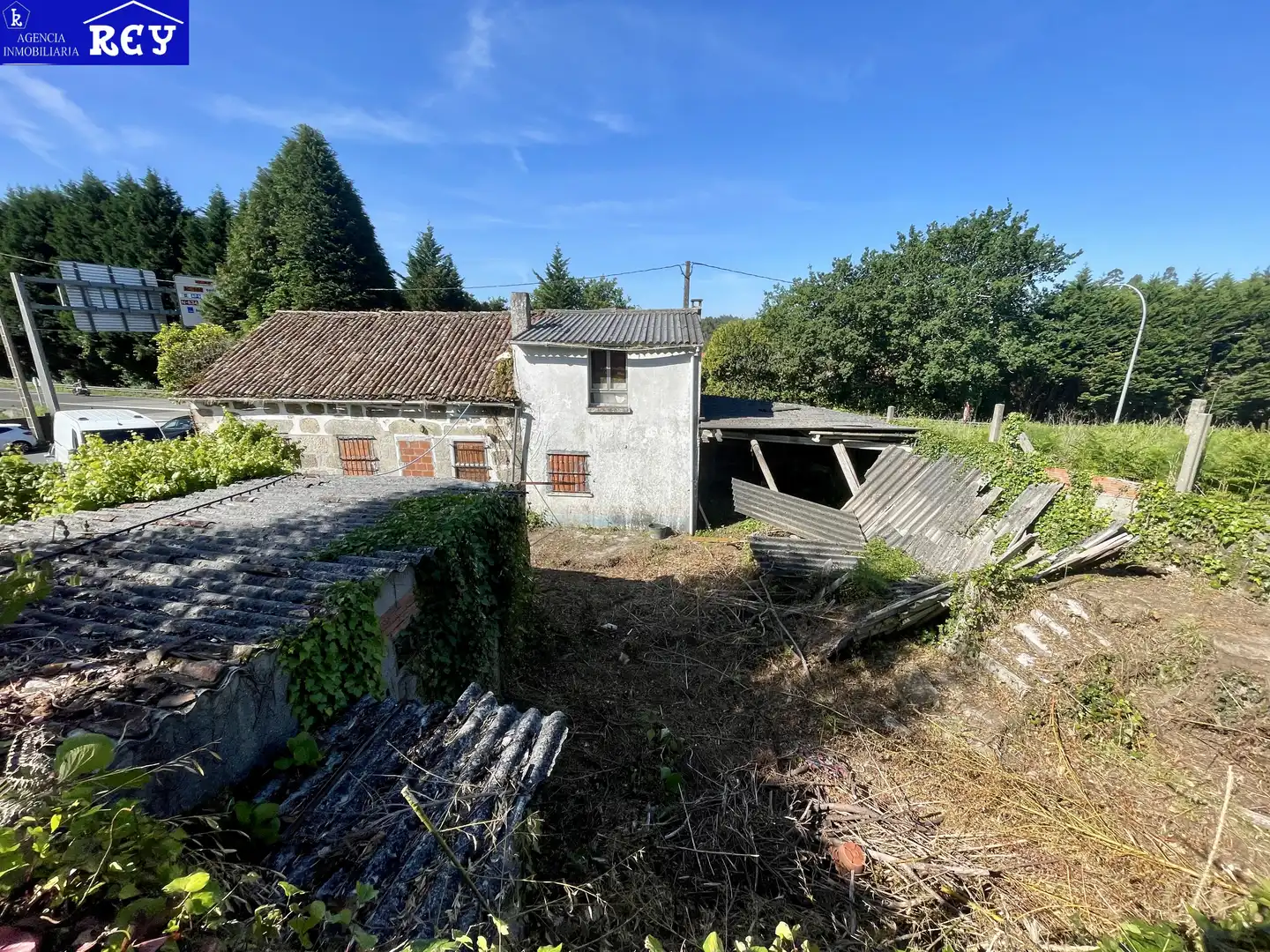 Finca rústica en venda en Santiago de Compostela  amb Jardí privat i Traster