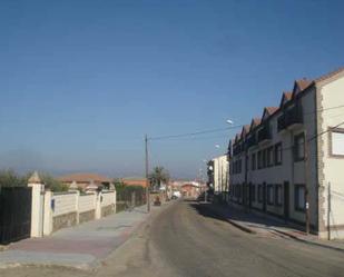 Vista exterior de Garatge en venda en Santa Olalla