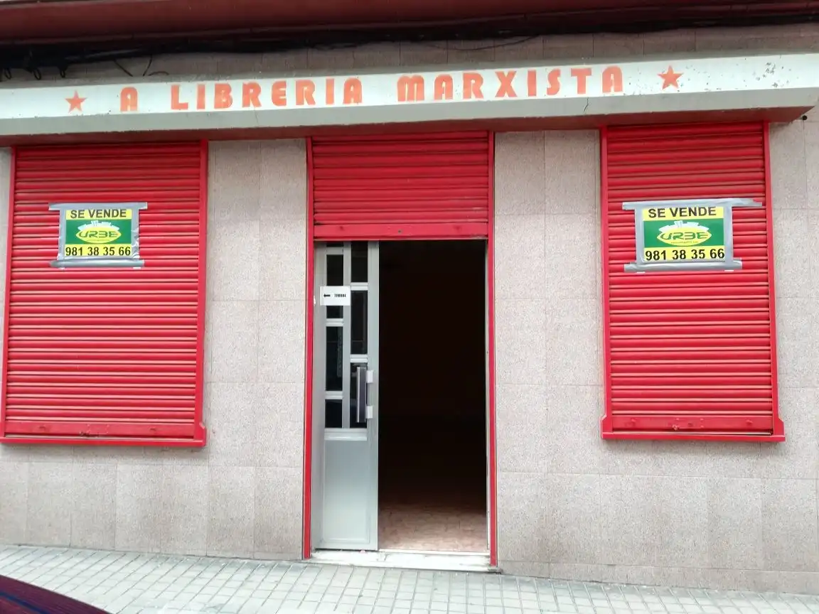 Local comercial en venta en Plaza de España