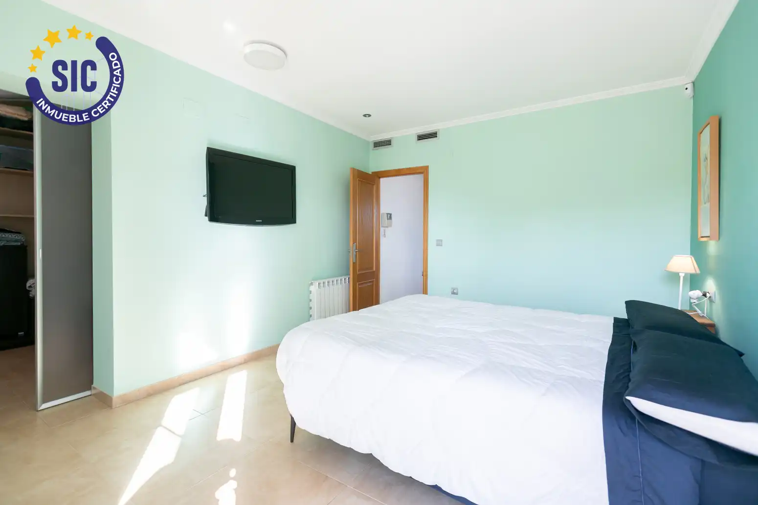 Habitación de Casa o chalet en venta en Sagunto / Sagunt con Aire acondicionado, Calefacción y Jardín privado