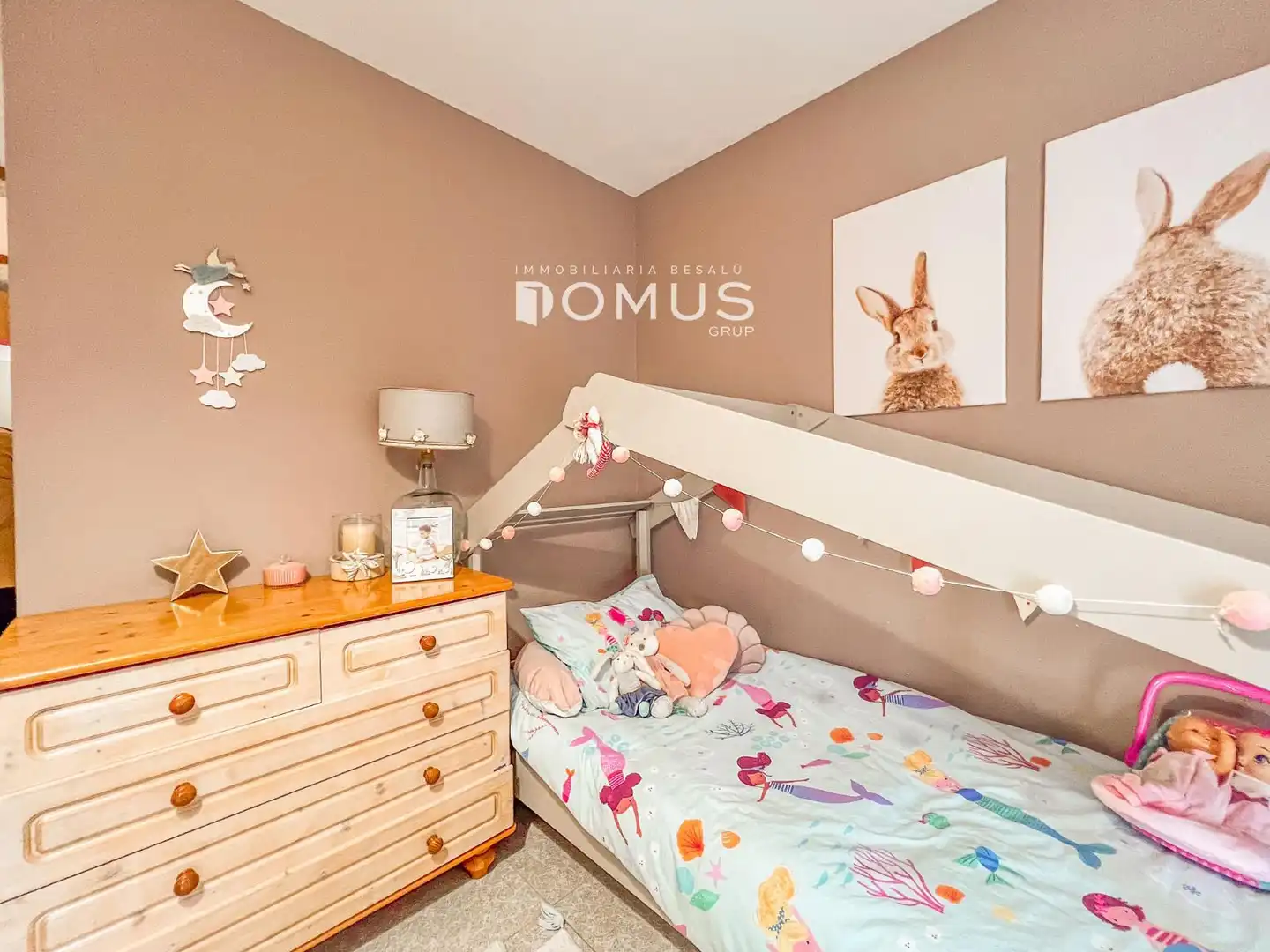 Bedroom of Houses for sale in Besalú  with Air Conditioner, Private garden and Terrace