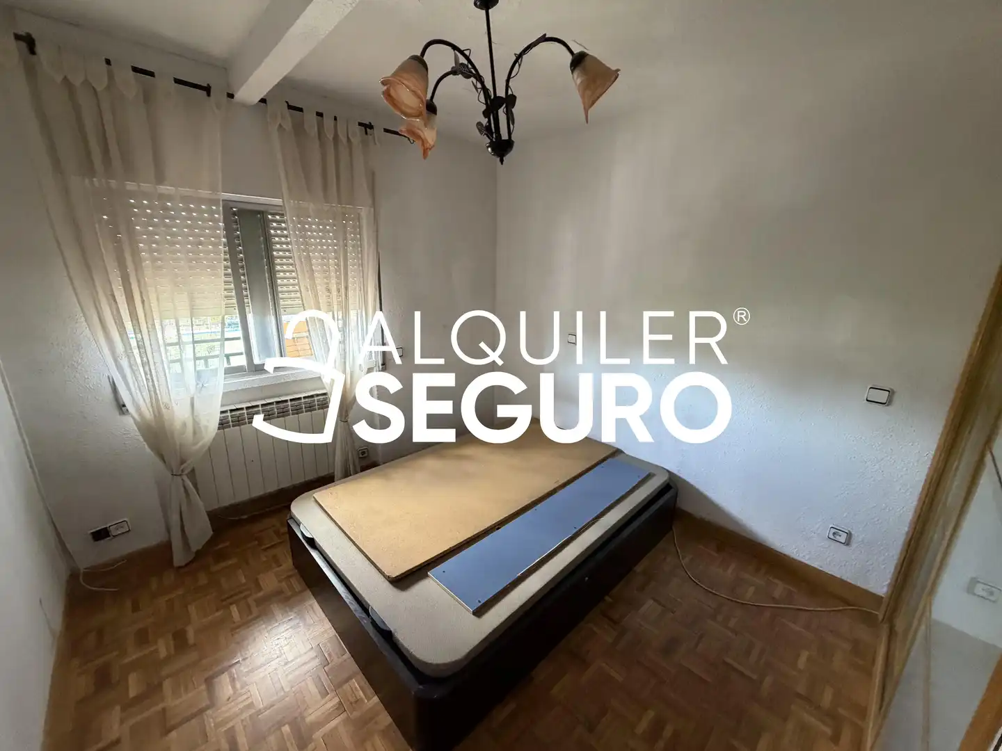 Habitación de Piso de alquiler en Madrid con Aire acondicionado, Calefacción y Terraza