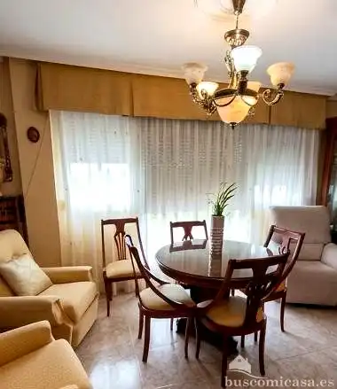Comedor de Piso en venta en Linares con Balcón