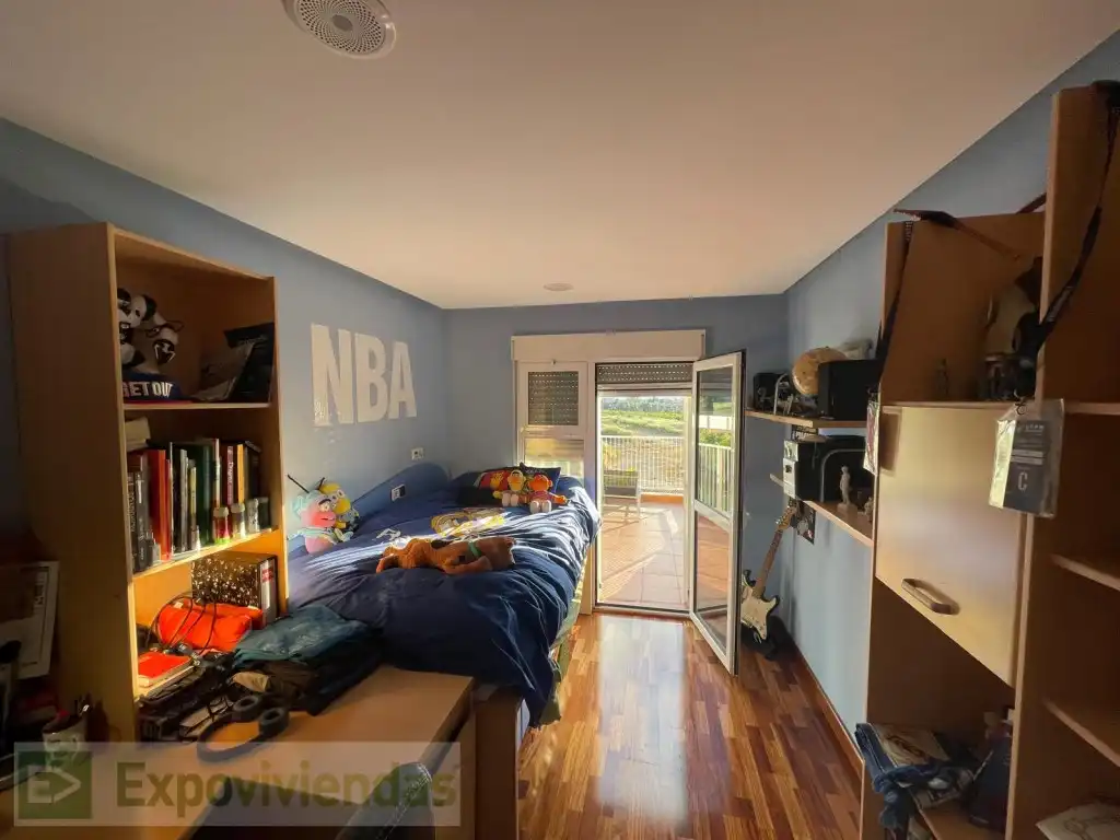 Habitación de Casa adosada en venta en Murcia