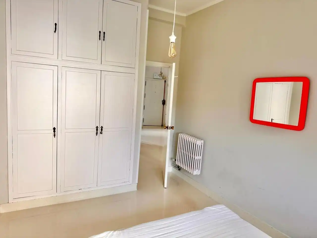 Schlafzimmer von Wohnung zur Miete in Pontevedra Capital  mit Heizung und Möbliert