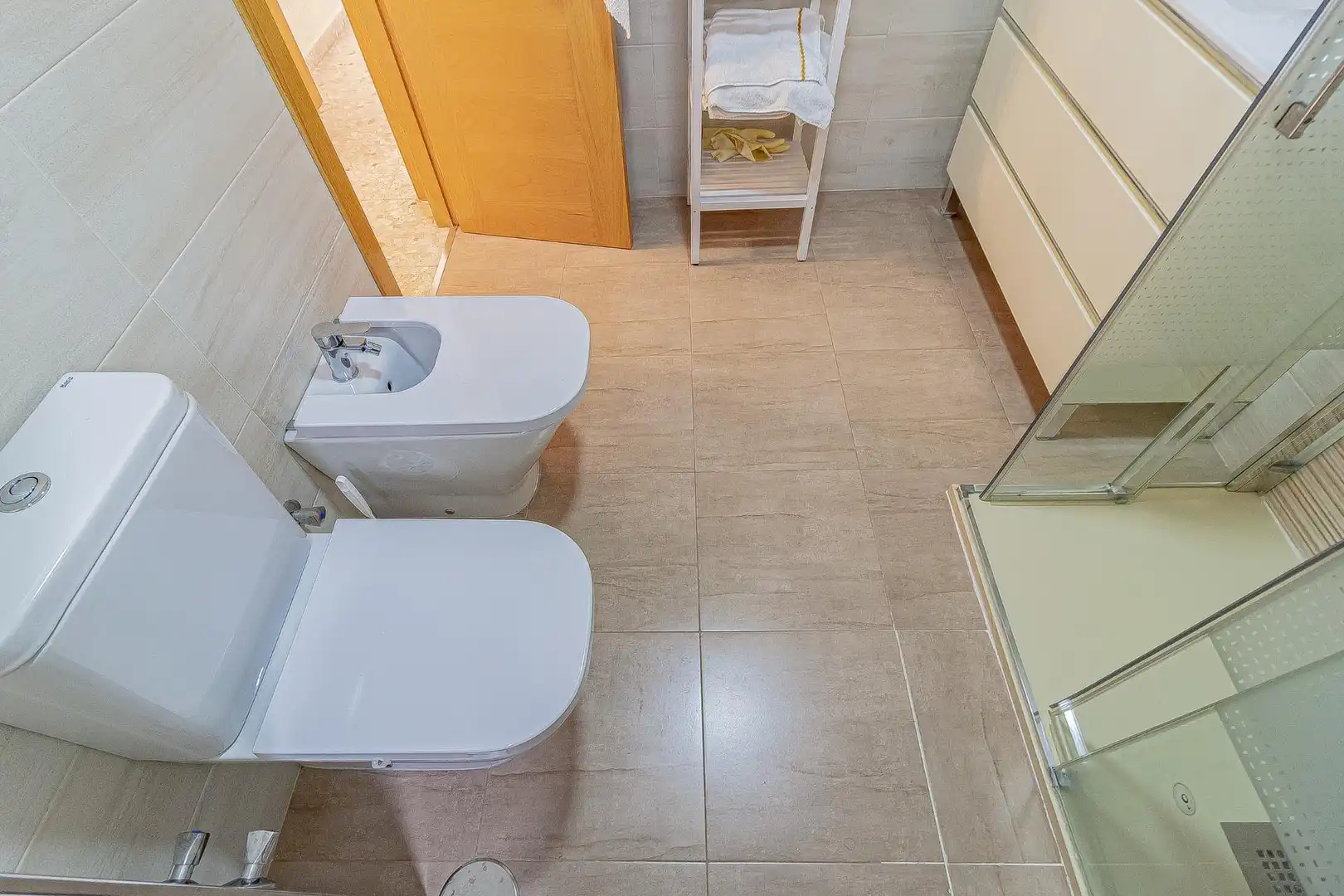 Baño de Piso en venta en Cartagena con Aire acondicionado y Balcón