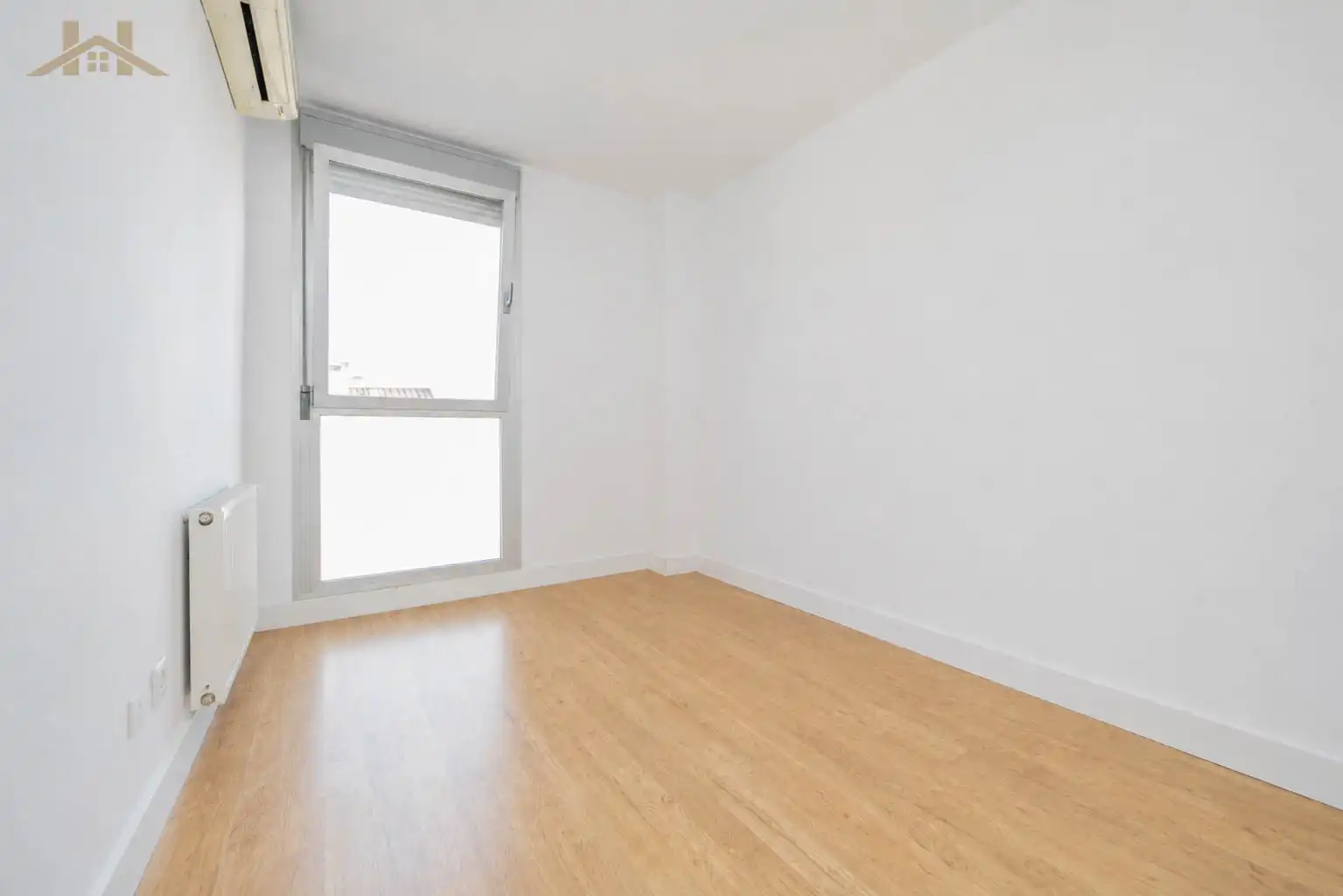 Habitación de Ático en venta en Fuenlabrada con Aire acondicionado, Calefacción y Terraza