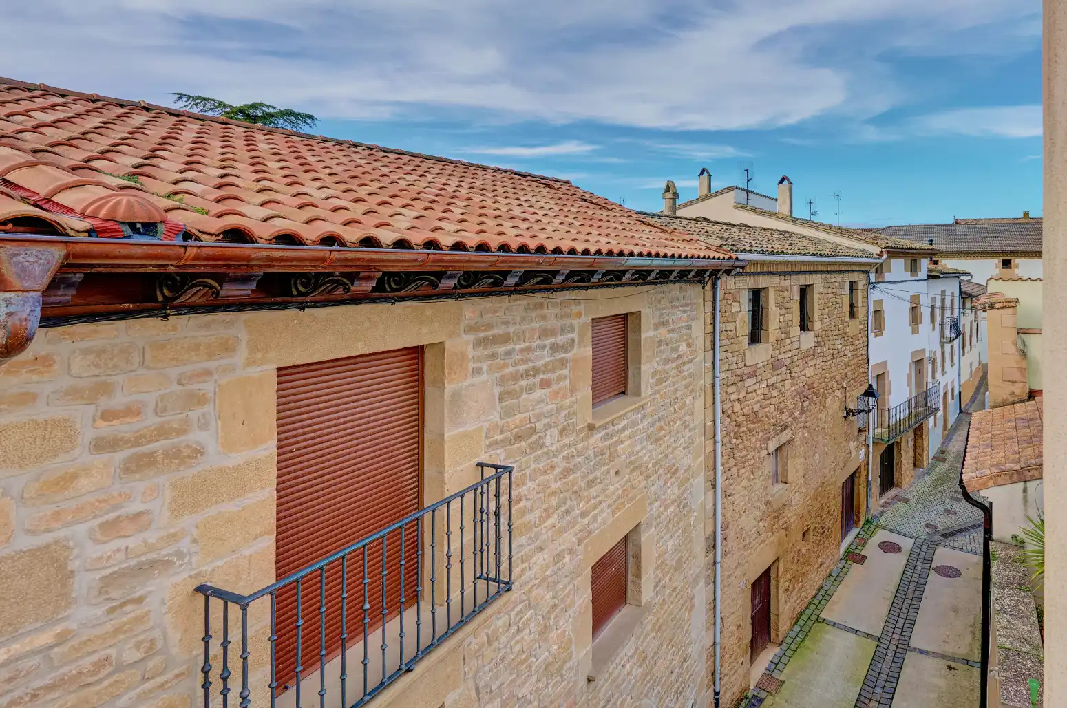 Exterior view of Detached homes for sale in Mañeru  with Air Conditioner, Heating and Private garden