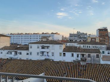 Appartamento con balcone in vendita a Carrer Cardenal Cisneros
