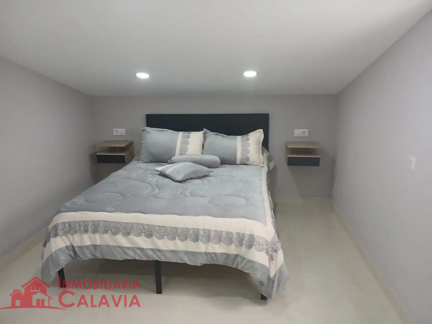 Habitación de Apartamento de alquiler en Baeza con Aire acondicionado, Calefacción y Terraza