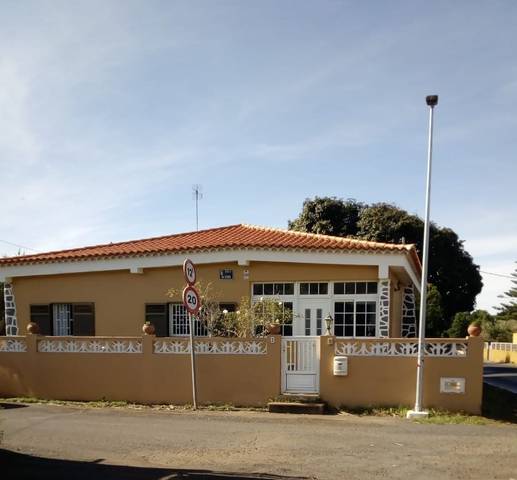 Casa-chalet en Venta en Calle el Peñón en Campo de Golf - Agua García - Juan Fernández