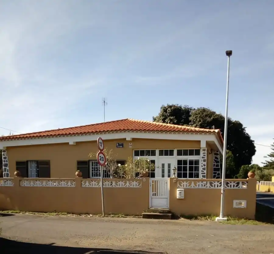 Vista exterior de Casa o chalet en venta en Tacoronte con Jardín privado, Trastero y Horno