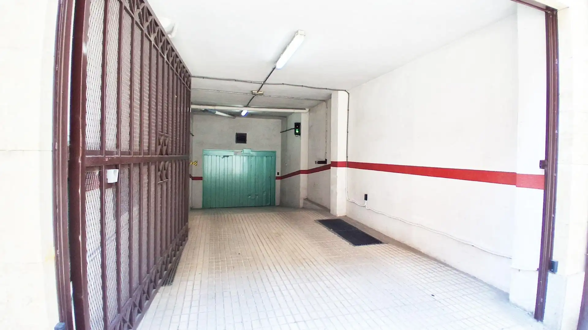 Parking of Houses for rent in Centro
