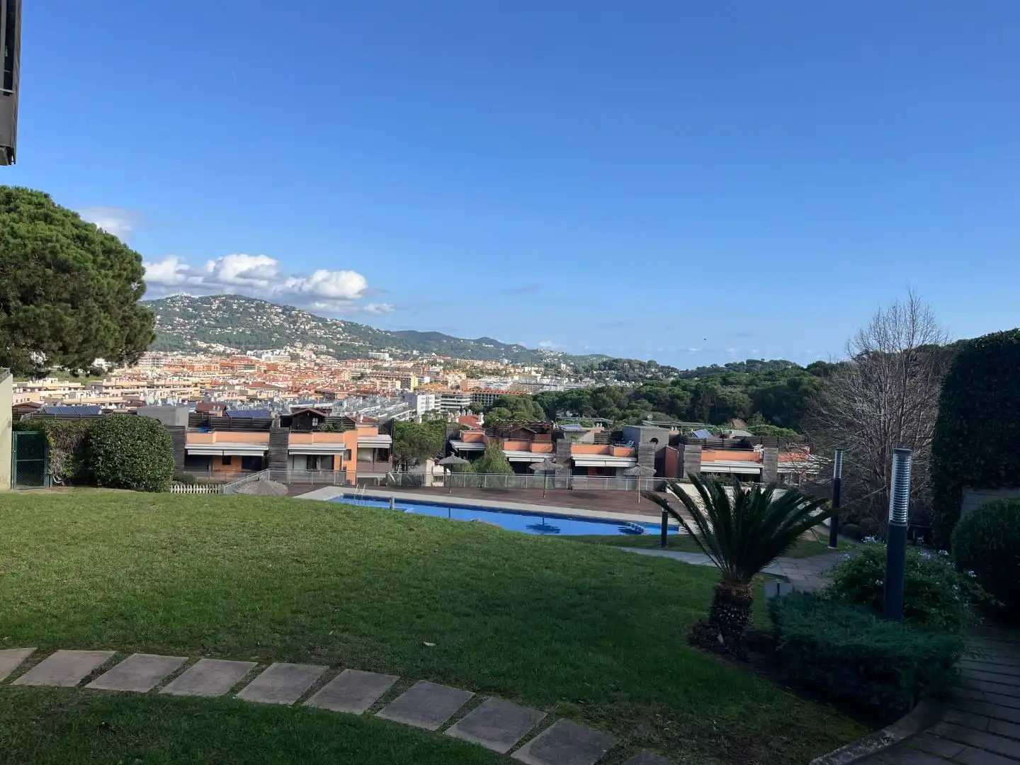 Apartamento con piscina en venta en Avenida Sa Boadella 10, imagen 22