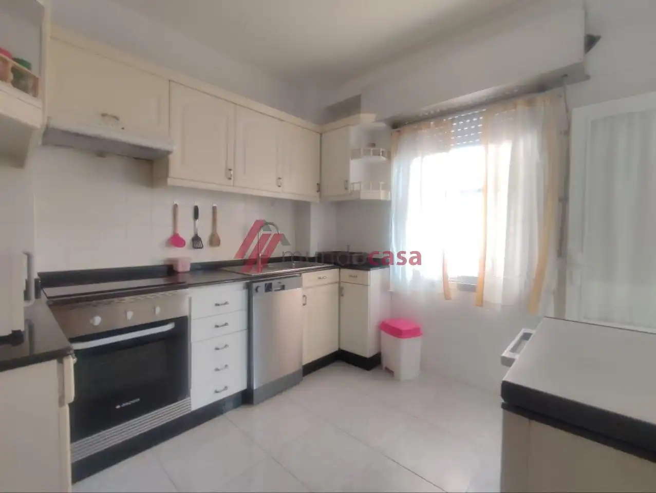 Kitchen of Flat for rent in Ferrol  with Heating and Furnished
