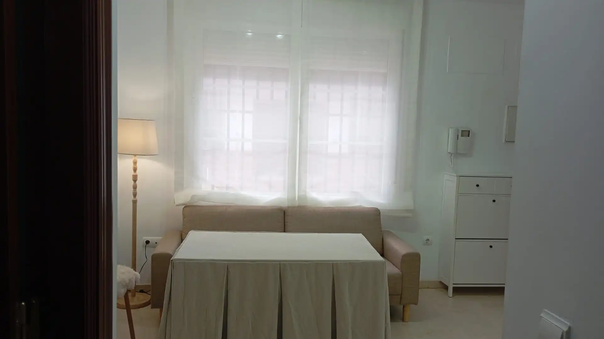Sala de estar de Apartamento de alquiler en Écija con Aire acondicionado, Amueblado y Lavadora