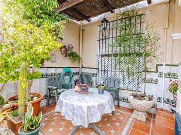 Adosado con balcón en venta en Calle Río Guadalquivir