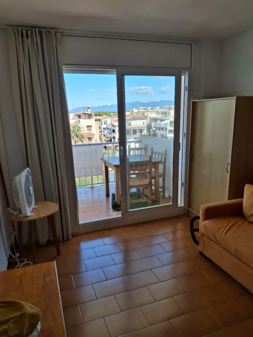 Piso en venta en Carrer Poblat Típic-Gregal 19, imagen 3