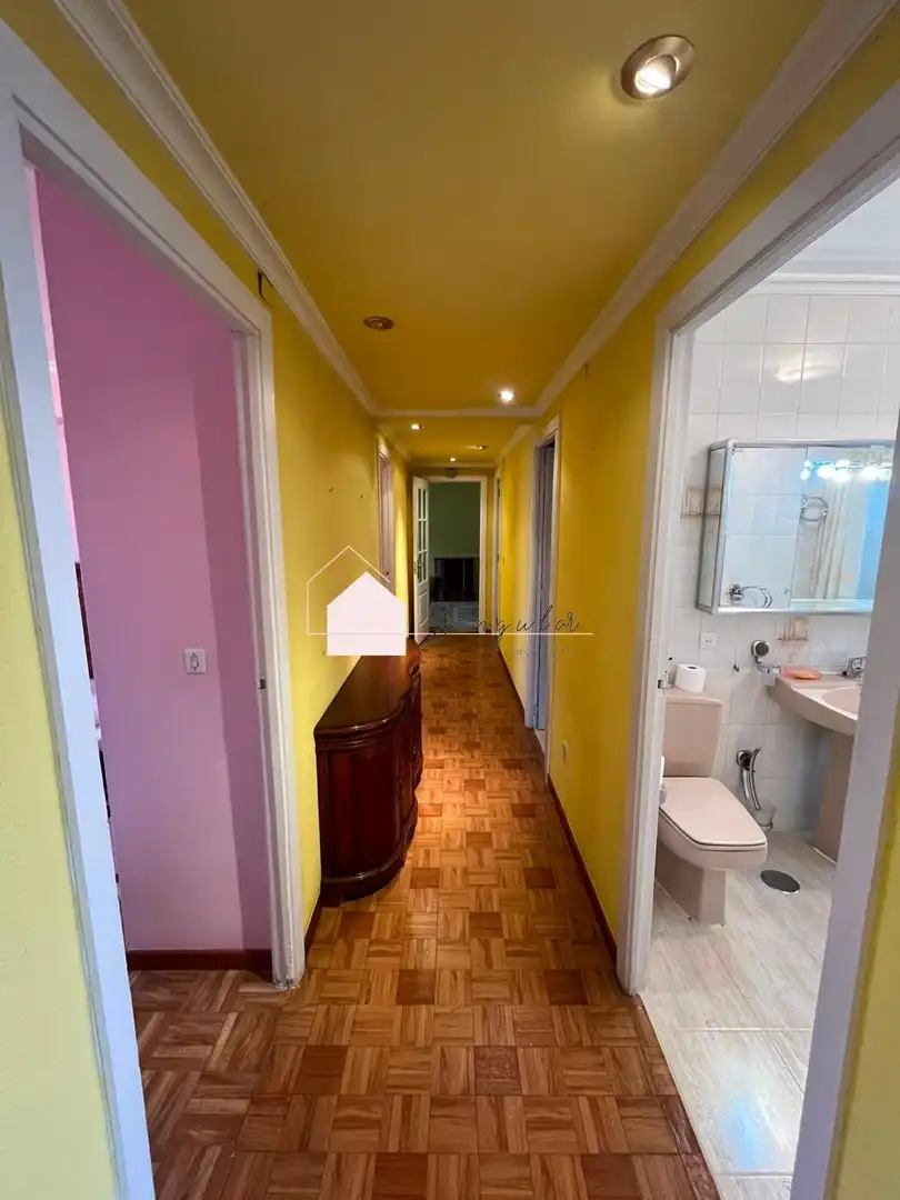 Piso en venta en Vigo  con Trastero