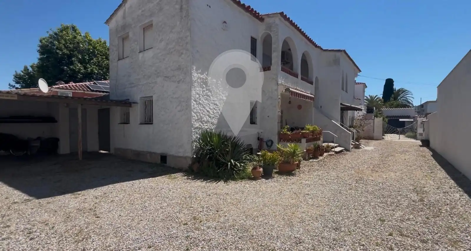 Vista exterior de Piso en venta en Empuriabrava con Piscina y Piscina comunitaria