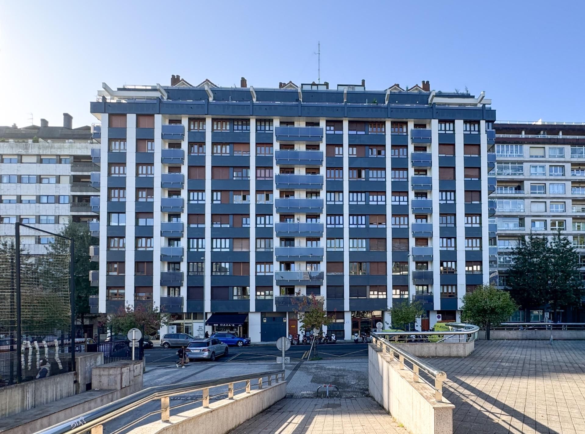 Exterior view of Flat for sale in Donostia - San Sebastián   with Heating, Parquet flooring and Terrace
