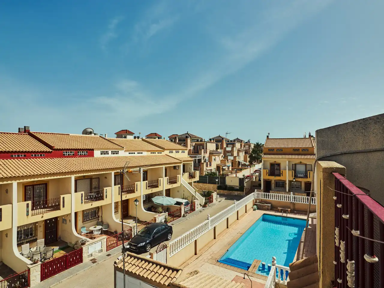 Vista exterior de Casa adosada en venta en Orihuela con Aire acondicionado, Calefacción y Terraza