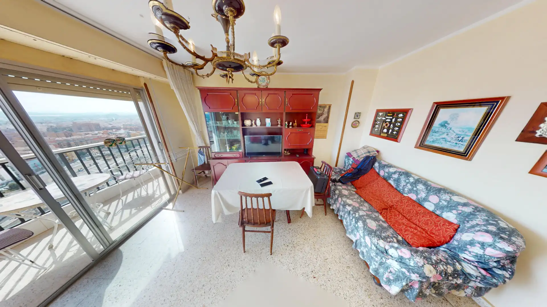 Living room of Flat for sale in Alicante / Alacant  with Parquet flooring, Terrace and Furnished