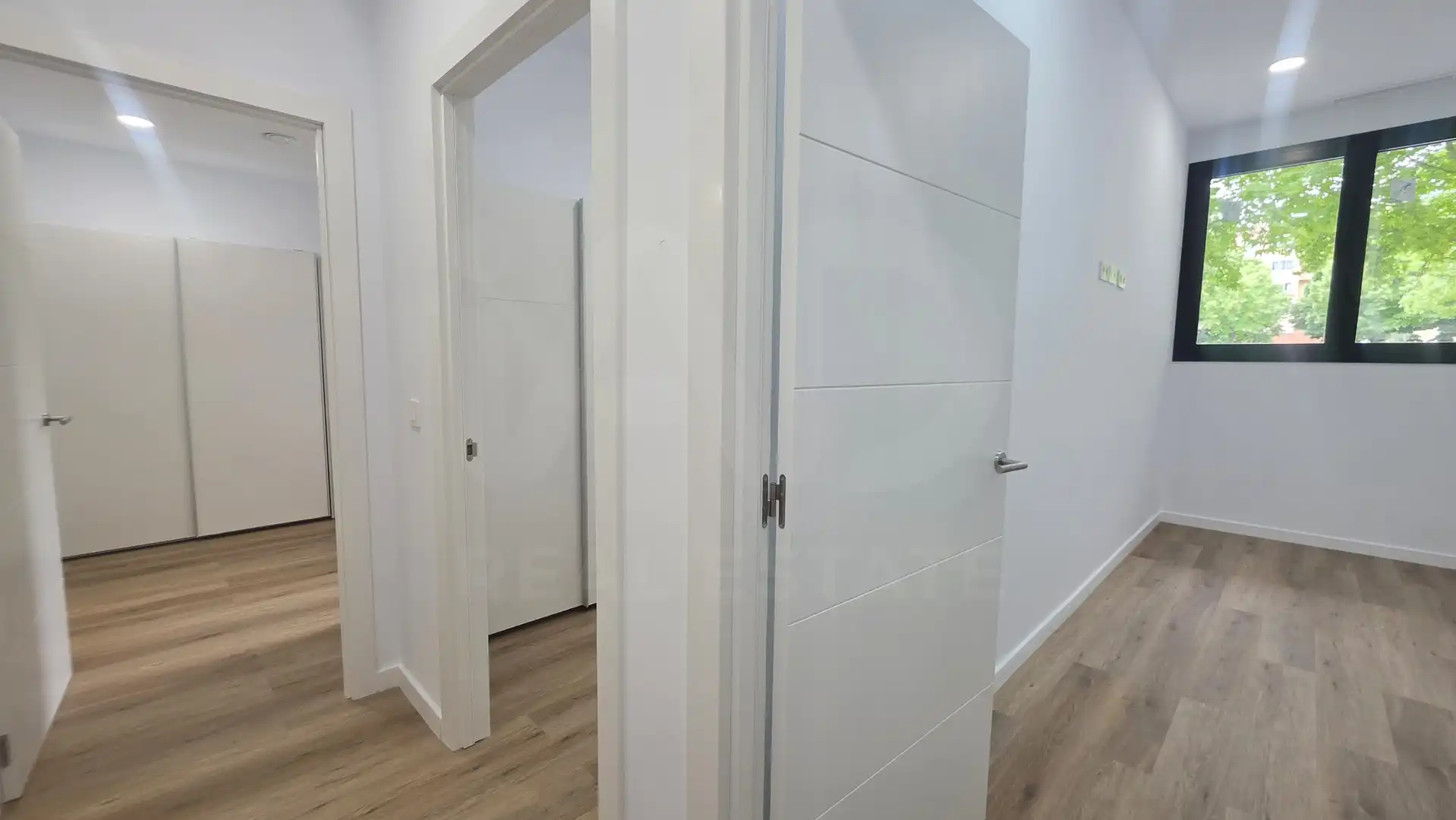 Flat for sale in Girona  with Air Conditioner, Heating and Terrace