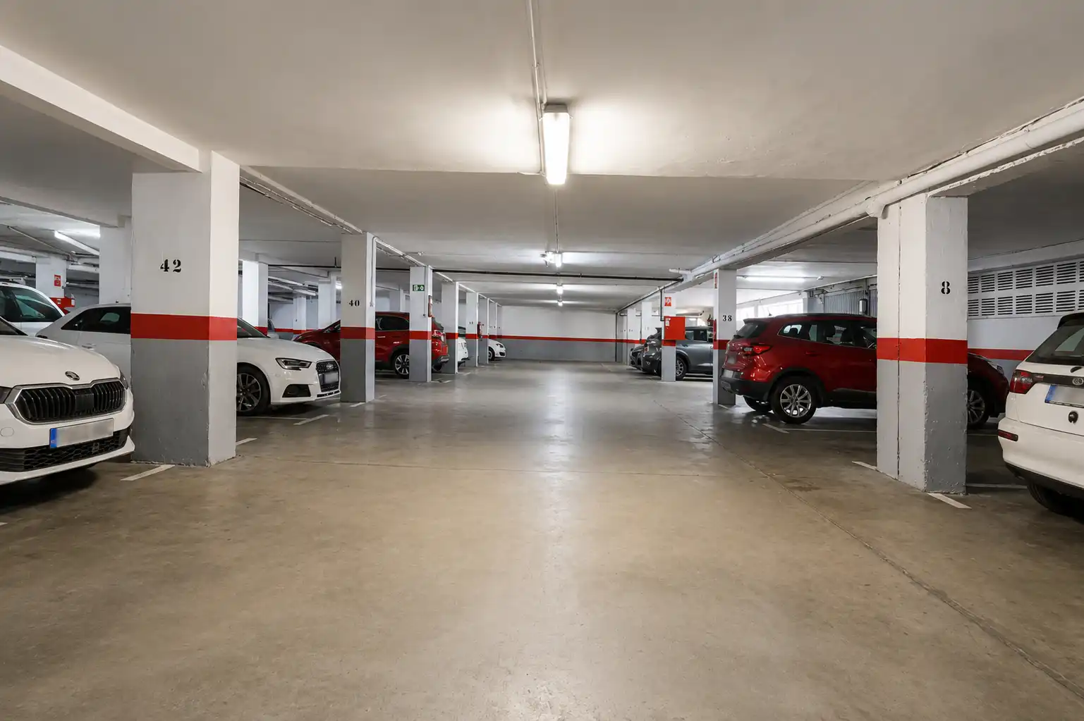 Parking de Piso en venta en Reus con Aire acondicionado, Calefacción y Terraza