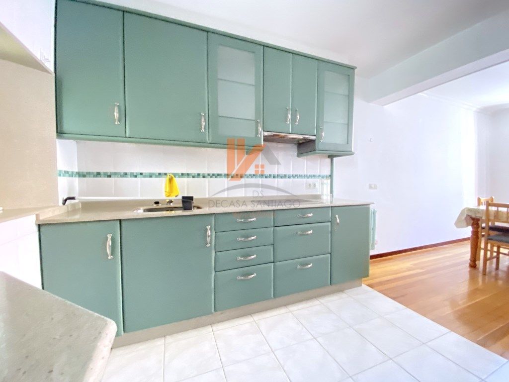 Kitchen of House or chalet for sale in Santiago de Compostela   with Heating, Furnished and Oven