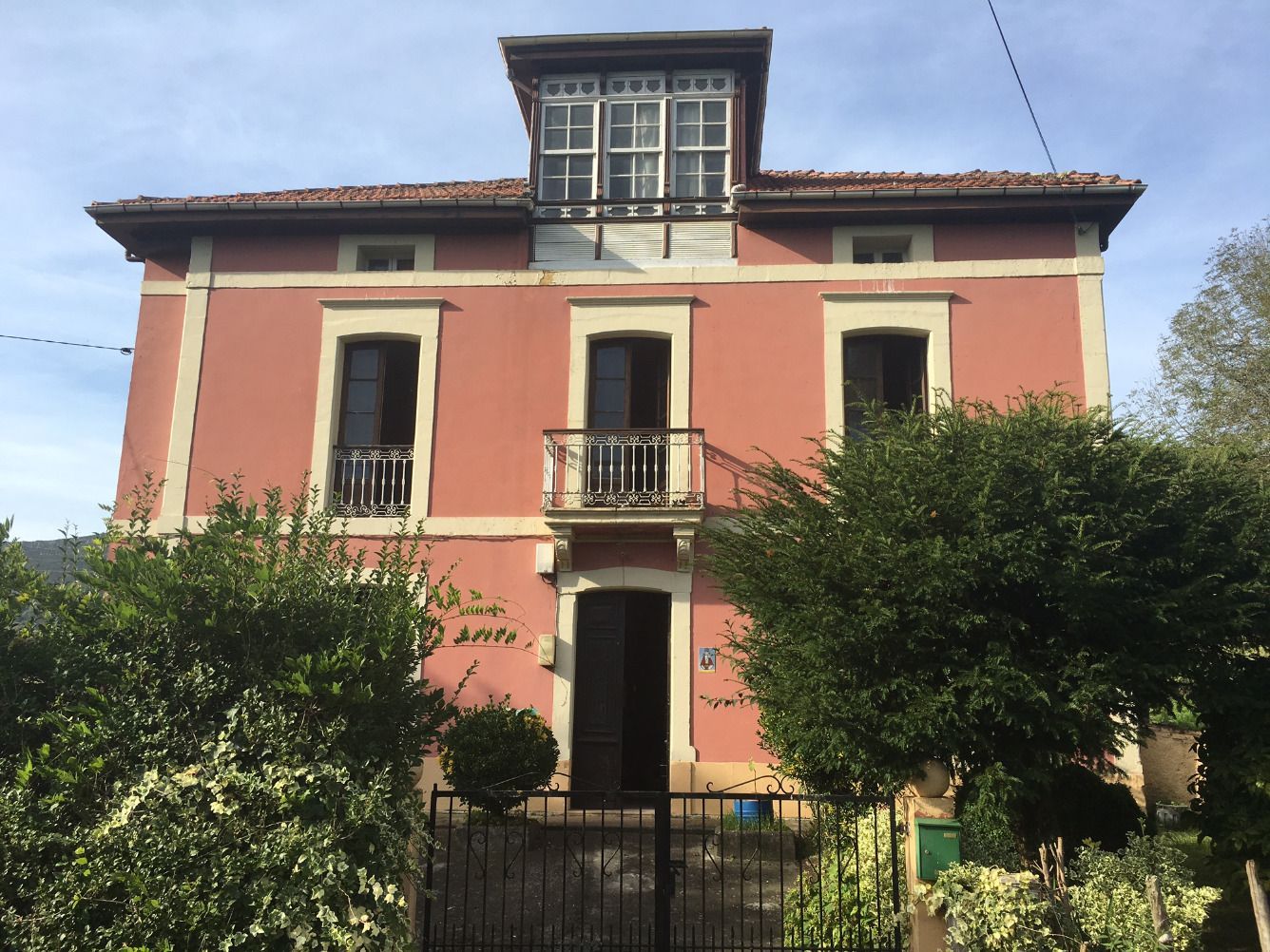 Vista exterior de Casa o xalet en venda en Piloña amb Calefacció i Rentadora