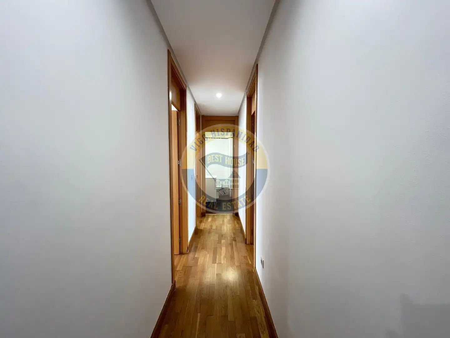 Apartament en venda en Vigo  amb Calefacció i Traster