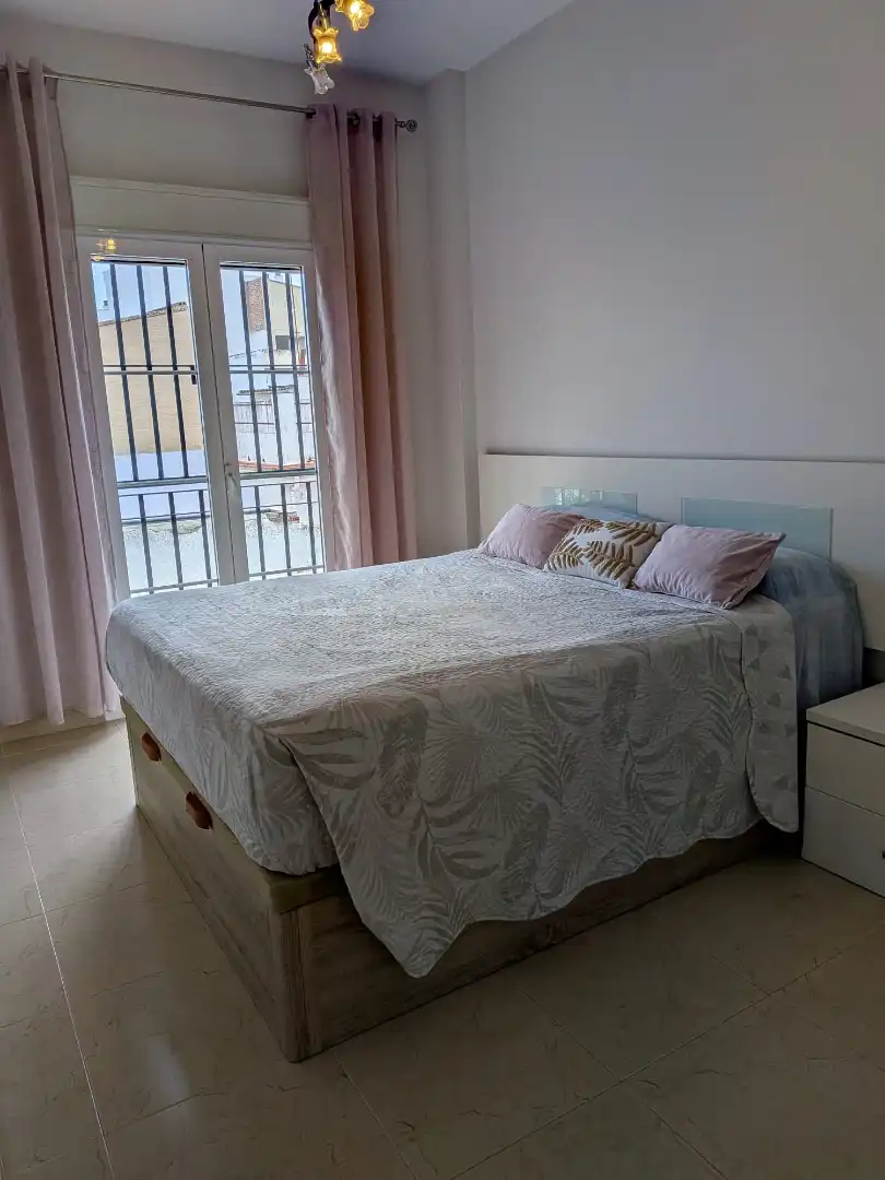 Schlafzimmer von Wohnung zum Verkauf in Dos Hermanas mit Klimaanlage und Möbliert