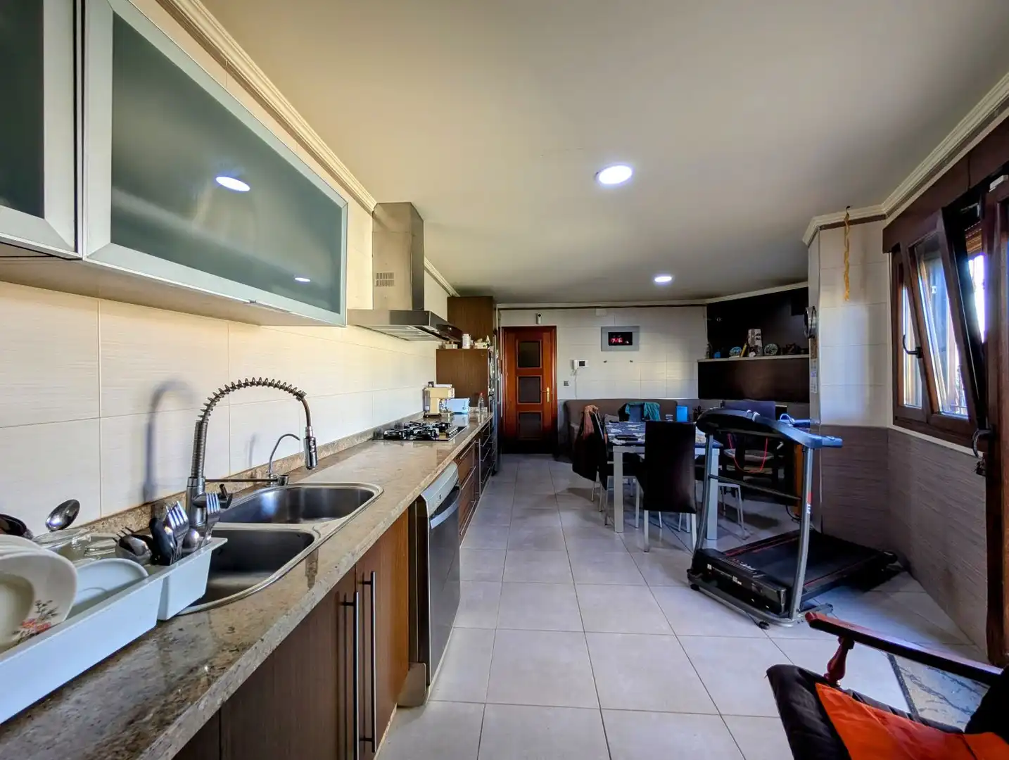 Cuina de Casa o xalet en venda en Loja amb Aire condicionat, Calefacció i Terrassa