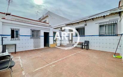 Vista exterior de Casa o xalet en venda en San Antonio de Benagéber amb Aire condicionat, Calefacció i Terrassa
