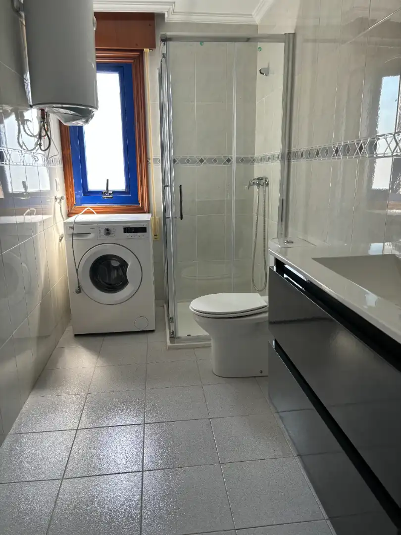 Apartments for rent in Estrada do Porto, Valadares - Beade