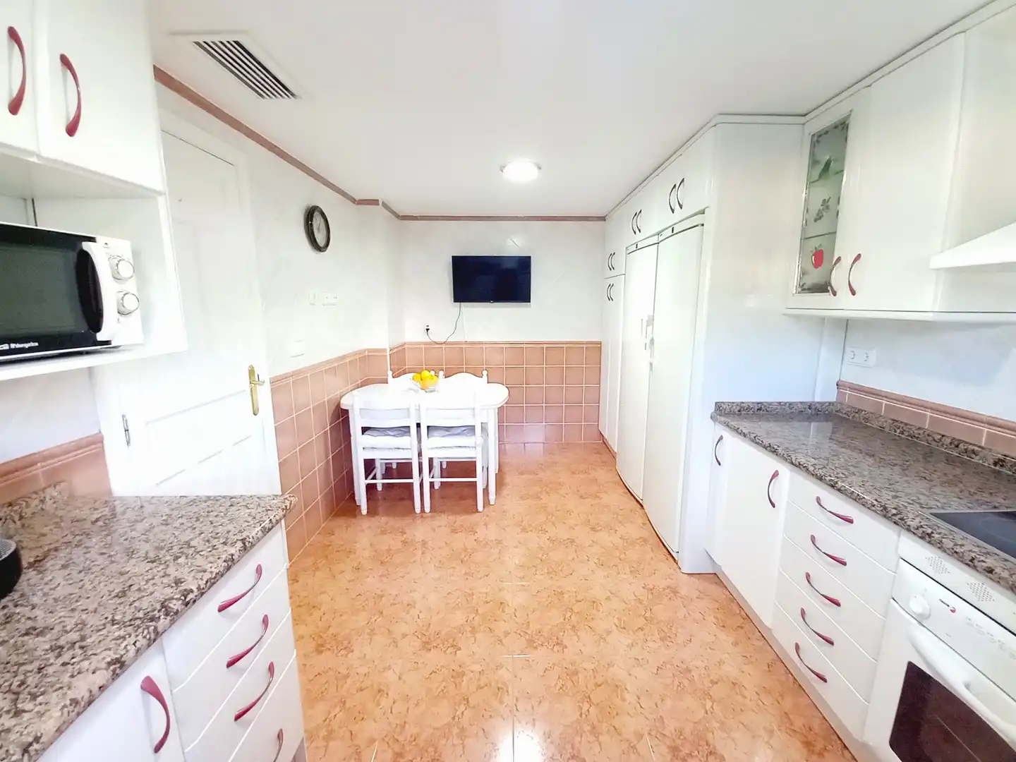 Kitchen of Houses for sale in L'Alfàs del Pi  with Air Conditioner, Private garden and Terrace